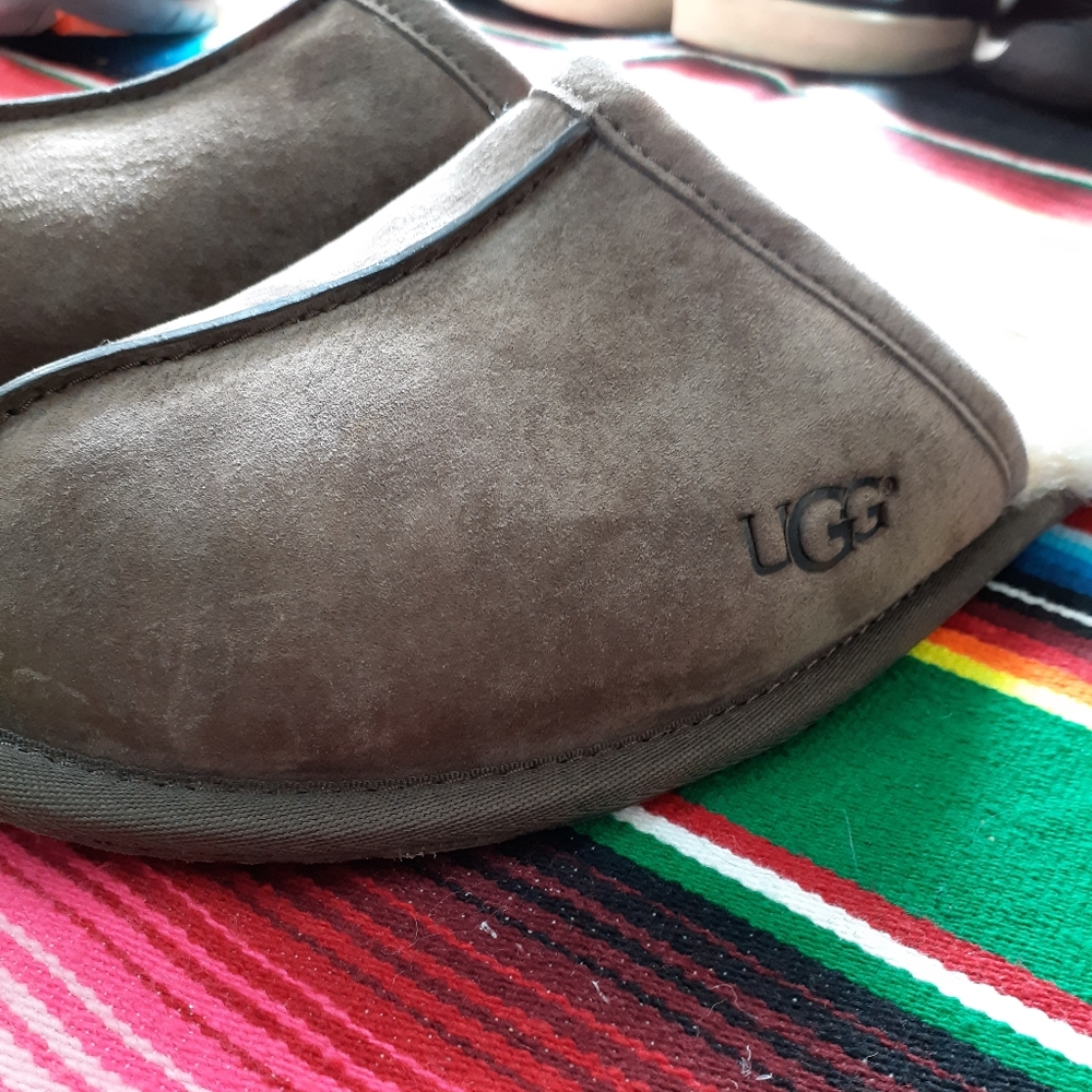Ugg slippers